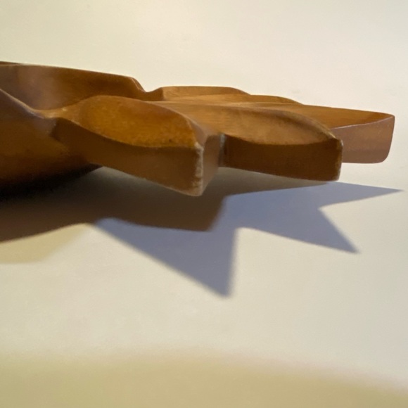 Wooden pineapple 3 section bowl, with minor defects, see pics. 12”x6 1/2” cute! - Picture 7 of 7